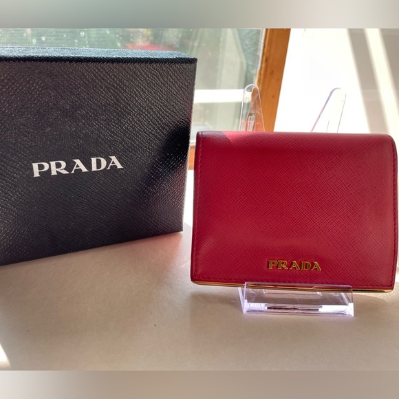 Prada Pink Leather Wallet with Box Full Inclusive - Picture 1 of 8